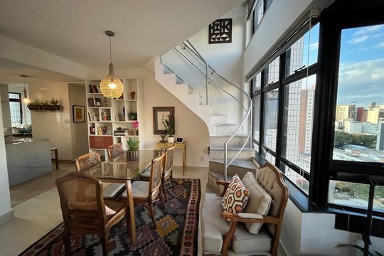 Apartamento à venda com 3 quartos, 230m² em Sion, Belo Horizonte