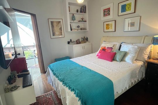 Apartamento à venda com 3 quartos, 230m² em Sion, Belo Horizonte
