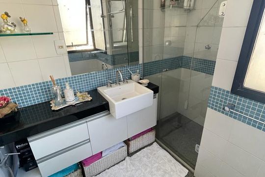 Apartamento à venda com 3 quartos, 230m² em Sion, Belo Horizonte