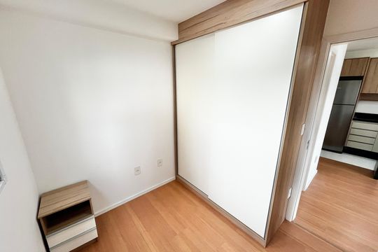 Quarto 2 de apartamento à venda com 2 quartos, 37m² em Parada Inglesa, São Paulo