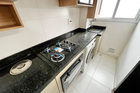 Cozinha e Área de Serviço de apartamento à venda com 2 quartos, 37m² em Parada Inglesa, São Paulo