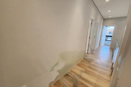 Casa de Condomínio à venda com 4 quartos, 270m² em Gramadão, Jundiaí