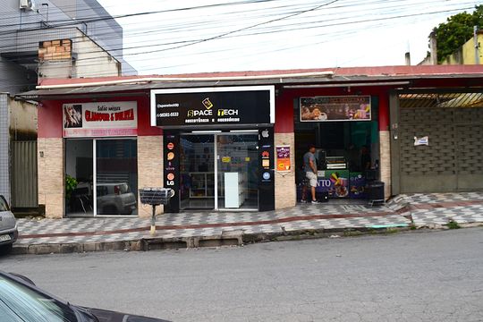 Fachada de casa à venda com 5 quartos, 200m² em Dom Silvério, Belo Horizonte