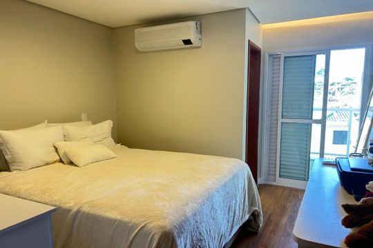 Casa à venda com 4 quartos, 180m² em Mandaqui, São Paulo
