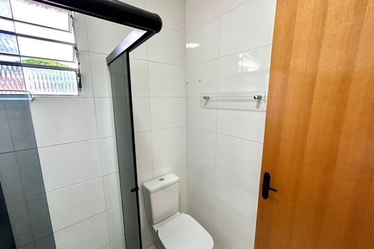 Banheiro da Suíte 1 de casa para alugar com 3 quartos, 153m² em Jardim Paraventi, Guarulhos