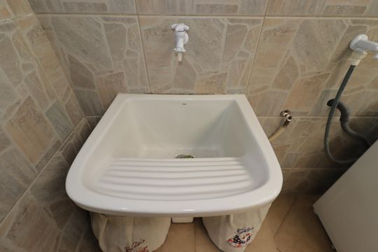 Área de Serviço - Tanque de casa à venda com 3 quartos, 163m² em Pinheirinho, Santo André