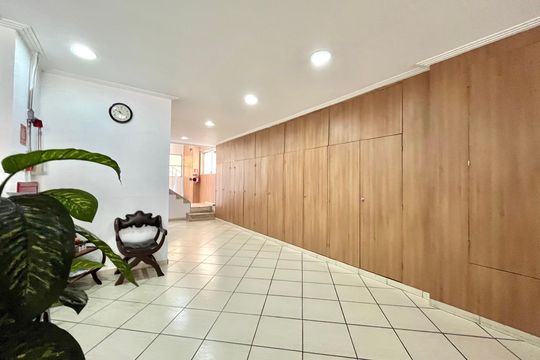 Hall social de apartamento à venda com 2 quartos, 65m² em Bosque da Saúde, São Paulo