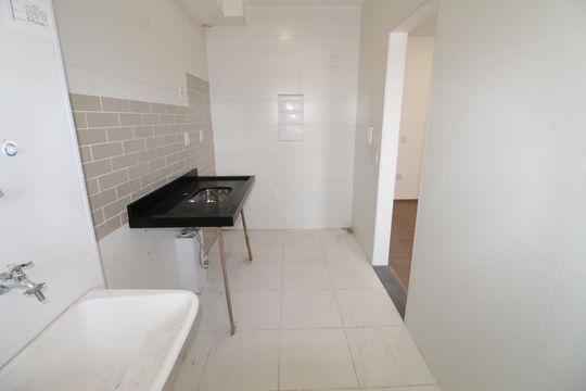 Cozinha de apartamento para alugar com 2 quartos, 70m² em Colinas do Paratehy, São José dos Campos