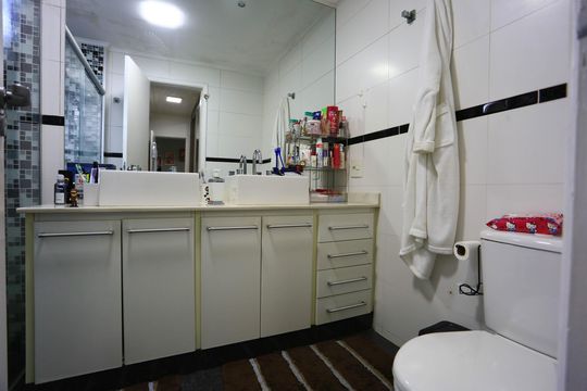 Banheiro da Suíte 3 de apartamento à venda com 3 quartos, 170m² em Vila Andrade, São Paulo