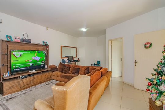 Casa à venda com 5 quartos, 285m² em Vila Jardim, Porto Alegre