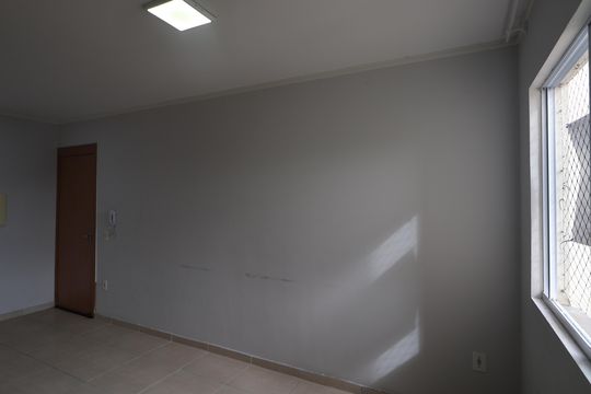 Sala de apartamento para alugar com 2 quartos, 49m² em Olaria, Canoas