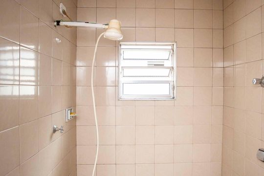 Banheiro Social de casa para alugar com 6 quartos, 319m² em Vila Marininha, São Bernardo do Campo
