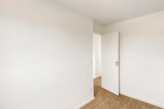 Quarto 1 de apartamento para alugar com 2 quartos, 44m² em Vila Ré, São Paulo