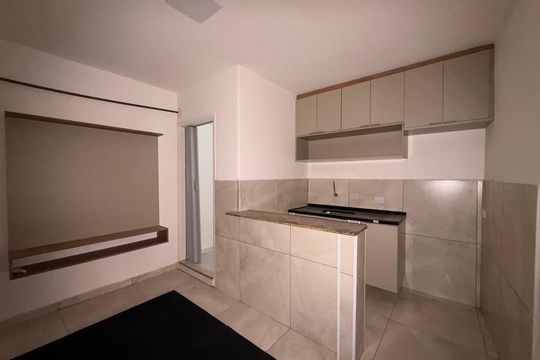 Cozinha de kitnet/studio para alugar com 1 quarto, 22m² em Parque das Nações, Santo André