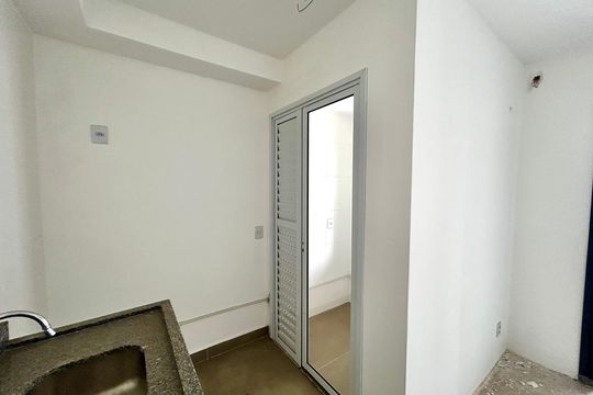 Cozinha de apartamento à venda com 2 quartos, 56m² em Vila Rosalia, Guarulhos