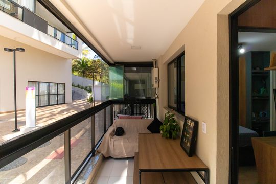 Varanda de apartamento à venda com 1 quarto, 38m² em Ingá, Niterói