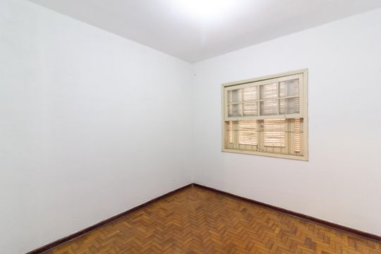 Quarto 1 de casa para alugar com 3 quartos, 338m² em Jardim Nosso Lar, São Paulo
