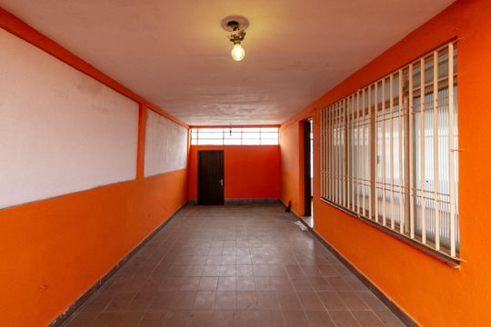 Quintal de casa para alugar com 3 quartos, 338m² em Jardim Nosso Lar, São Paulo