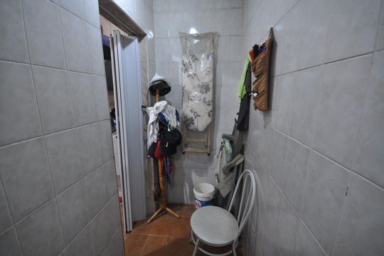 Banheiro de casa à venda com 1 quarto, 72m² em Guapira, São Paulo