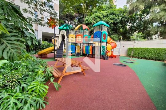 Playground  de apartamento para alugar com 3 quartos, 180m² em Campo Belo, São Paulo