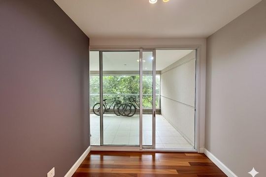Escritório  de apartamento para alugar com 3 quartos, 180m² em Campo Belo, São Paulo