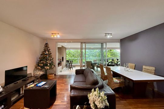 Sala  de apartamento à venda com 3 quartos, 180m² em Campo Belo, São Paulo