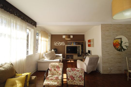 Sala de apartamento para alugar com 3 quartos, 153m² em Independência, Porto Alegre