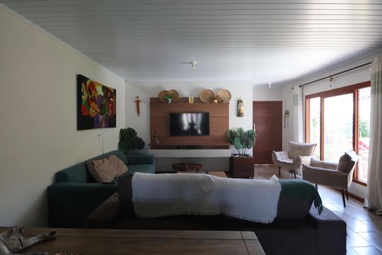 Sala de casa à venda com 4 quartos, 234m² em Nossa Senhora das Gracas, Canoas