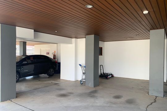 Garagem de apartamento para alugar com 2 quartos, 85m² em Centro, Novo Hamburgo