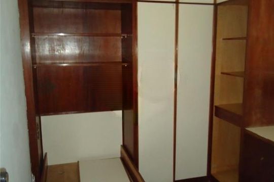 Casa à venda com 5 quartos, 195m² em Parque Sao Domingos, São Paulo