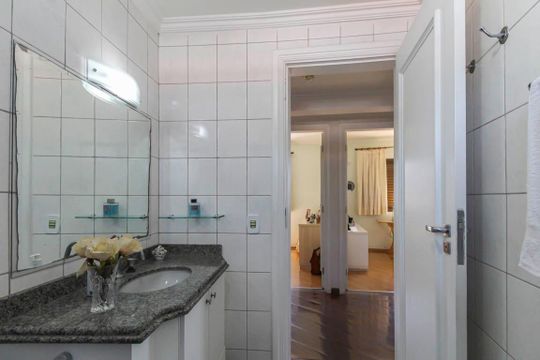 Apartamento à venda com 4 quartos, 144m² em Jardim Avelino, São Paulo