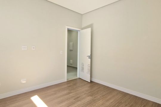Casa à venda com 3 quartos, 500m² em Várzea, Lagoa Santa