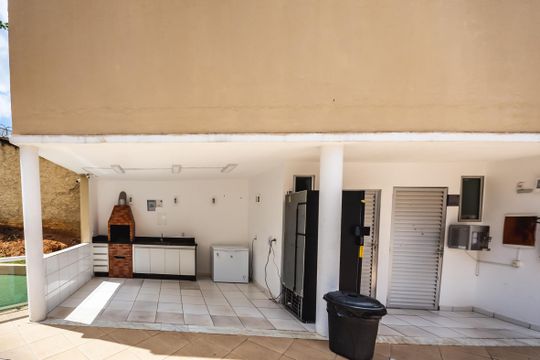 Apartamento à venda com 2 quartos, 71m² em Planalto, Belo Horizonte
