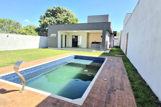 Casa à venda com 3 quartos, 500m² em Várzea, Lagoa Santa