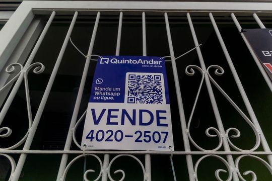 Placa de casa à venda com 3 quartos, 120m² em Vila Ema, São Paulo