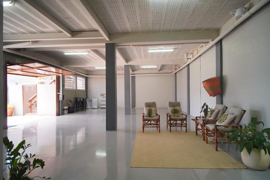 Garagem de casa à venda com 2 quartos, 600m² em Pátria Nova, Novo Hamburgo