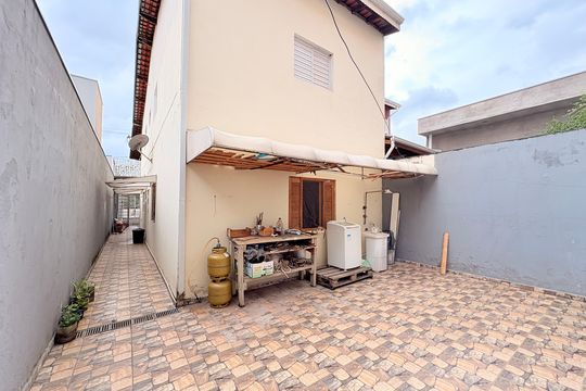 Quintal de casa para alugar com 2 quartos, 100m² em Loteamento Serra dos Cristais, Várzea Paulista