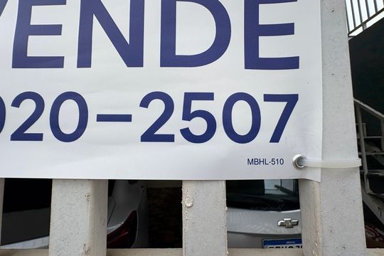 Plaquinha instalada COD MBHL-510 de casa para alugar com 2 quartos, 100m² em Loteamento Serra dos Cristais, Várzea Paulista
