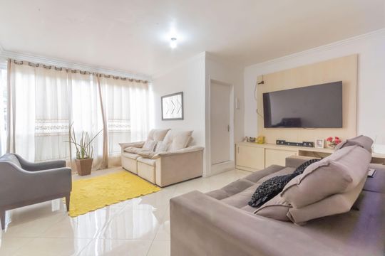Casa à venda com 6 quartos, 400m² em Quitaúna, Osasco