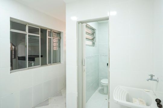 Área de serviço de casa à venda com 3 quartos, 150m² em Santa Maria, São Caetano do Sul