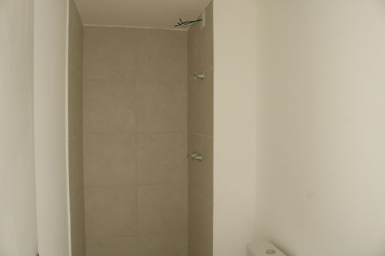 Banheiro de apartamento para alugar com 2 quartos, 34m² em Barra Funda, São Paulo