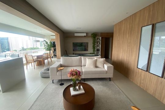 Sala de Estar de apartamento à venda com 3 quartos, 154m² em Jardim Caravelas, São Paulo