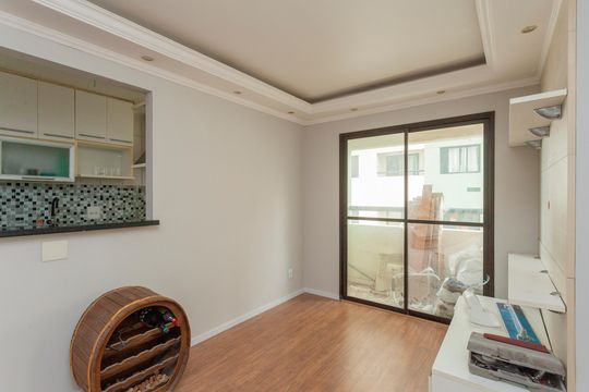 Sala de apartamento à venda com 2 quartos, 50m² em Jardim Neide, São Paulo