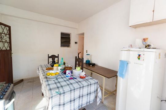 Casa para alugar com 8 quartos, 950m² em Inconfidentes, Contagem