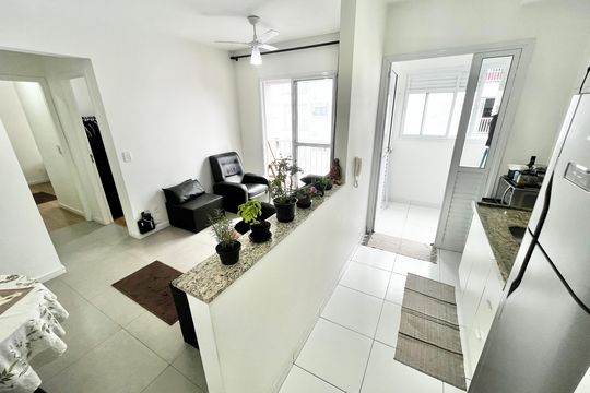 Sala/Cozinha de apartamento à venda com 2 quartos, 55m² em Jardim das Laranjeiras, São Paulo