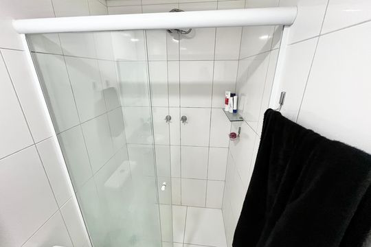 Banheiro da Suíte de apartamento à venda com 2 quartos, 55m² em Jardim das Laranjeiras, São Paulo