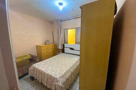 Casa à venda com 1 quarto, 125m² em Vila Renato (Zona Leste), São Paulo