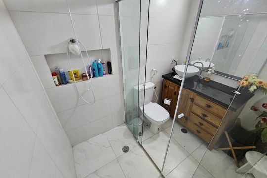 Casa à venda com 2 quartos, 180m² em Vila Congonhas, São Paulo