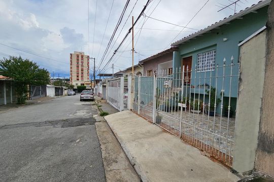 Casa à venda com 2 quartos, 180m² em Vila Congonhas, São Paulo