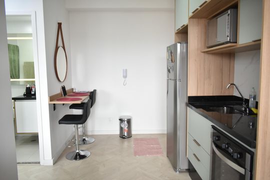 Cozinha de apartamento para alugar com 1 quarto, 35m² em Vila Clementino, São Paulo